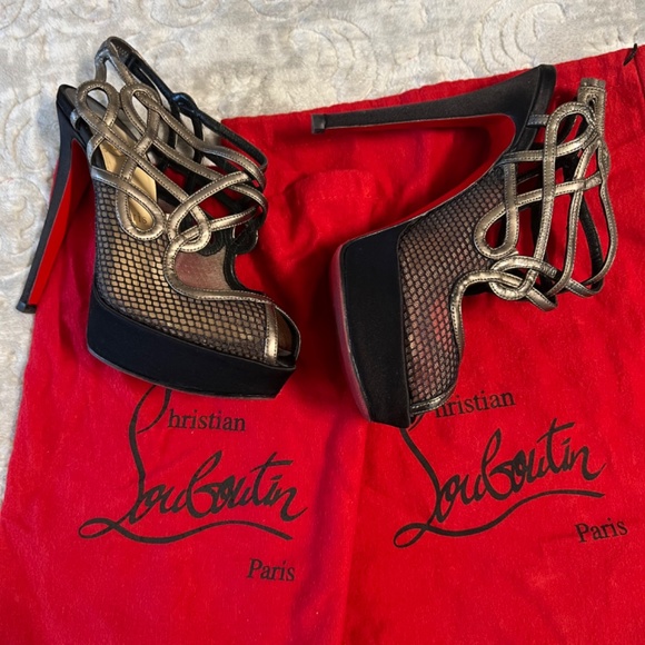 Stunning Authentic Christian Louboutin Slingbacks - Picture 3 of 9